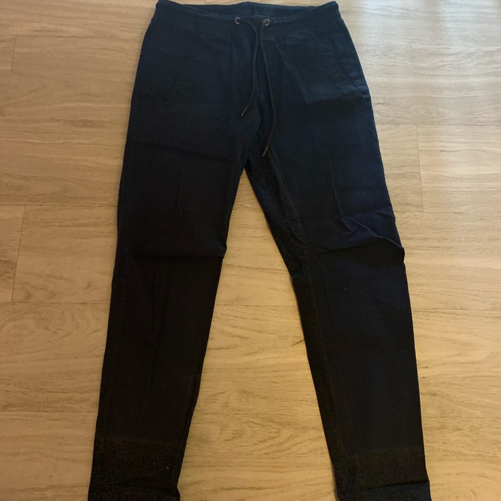 ESNTLS Chino pants